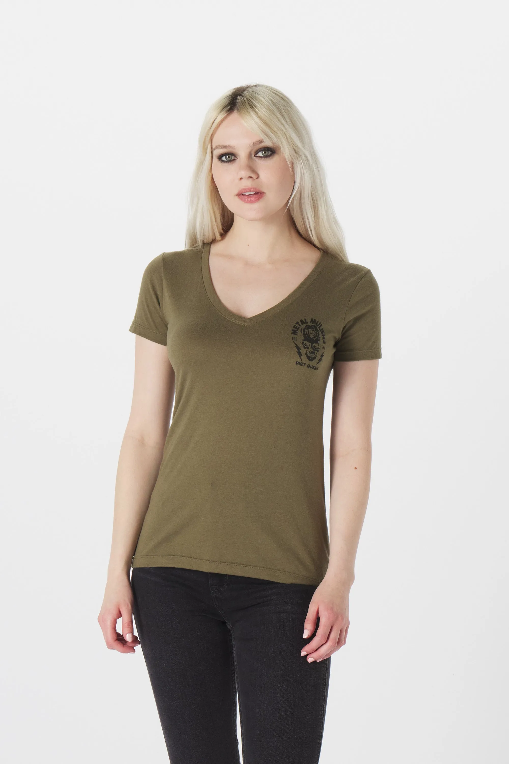 DIRT QUEEN V-NECK SLIM FIT TEE